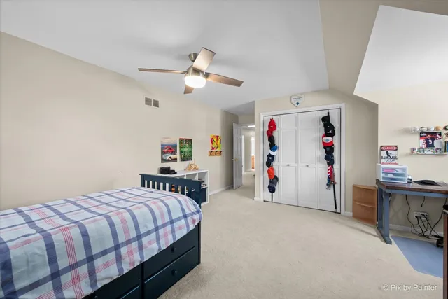 $729,108 | 33 Stirrup Cup Court, St. Charles, IL 60174