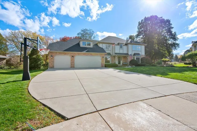 $729,108 | 33 Stirrup Cup Court, St. Charles, IL 60174