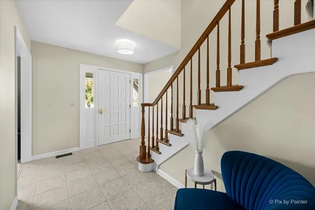 $729,108 | 33 Stirrup Cup Court, St. Charles, IL 60174