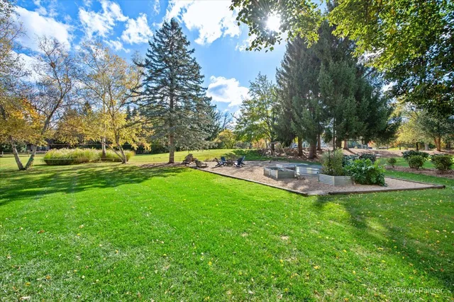 $729,108 | 33 Stirrup Cup Court, St. Charles, IL 60174