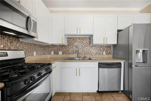 $485,000 | 6938 Laurel Canyon Boulevard, North Hollywood, CA 91605