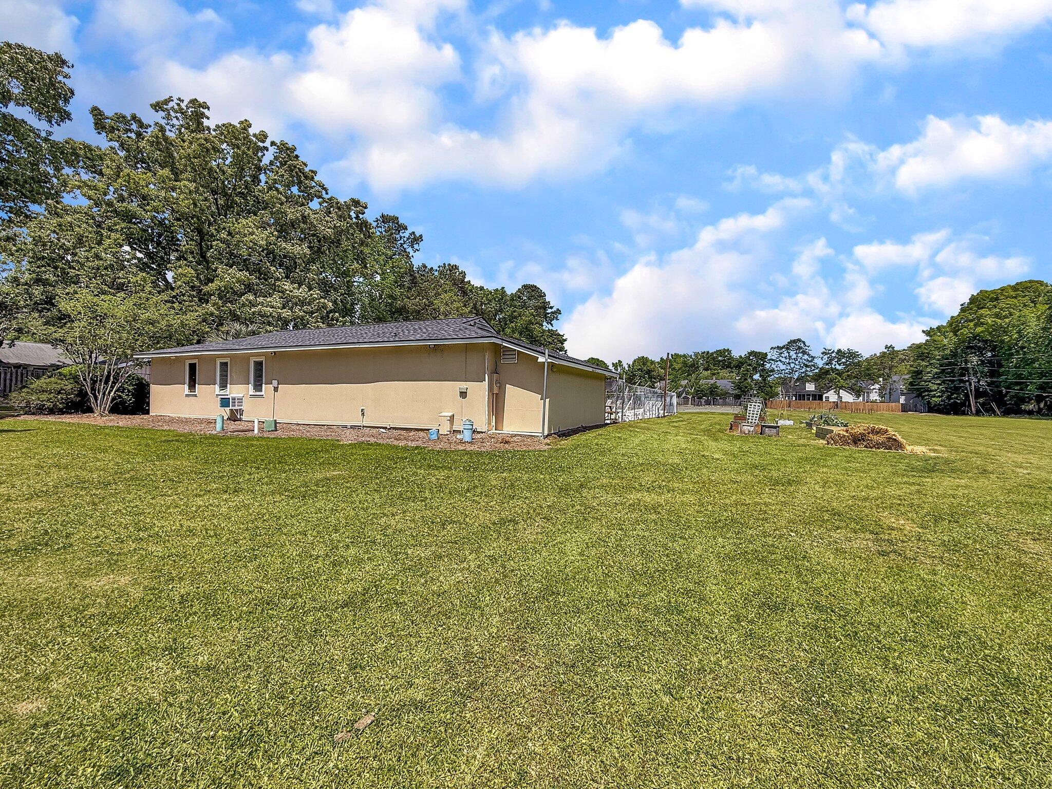 1705 Sulgrave Road Charleston, SC 29414 - Photo 36 of 38 CREM - Forest Lakes - amenities-6