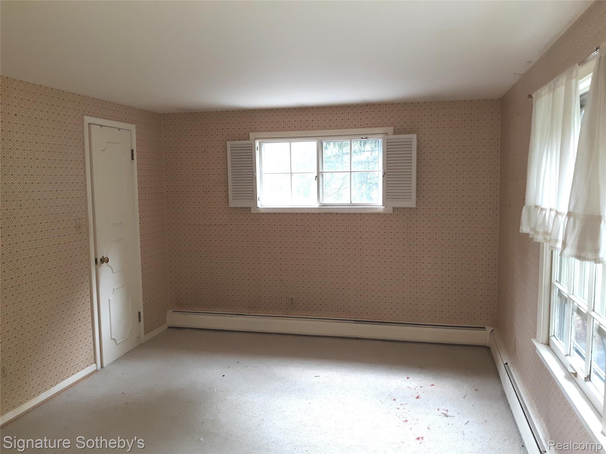 4316 Echo Road Bloomfield Hills, MI 48302 - Photo 10 of 15 13.jpg