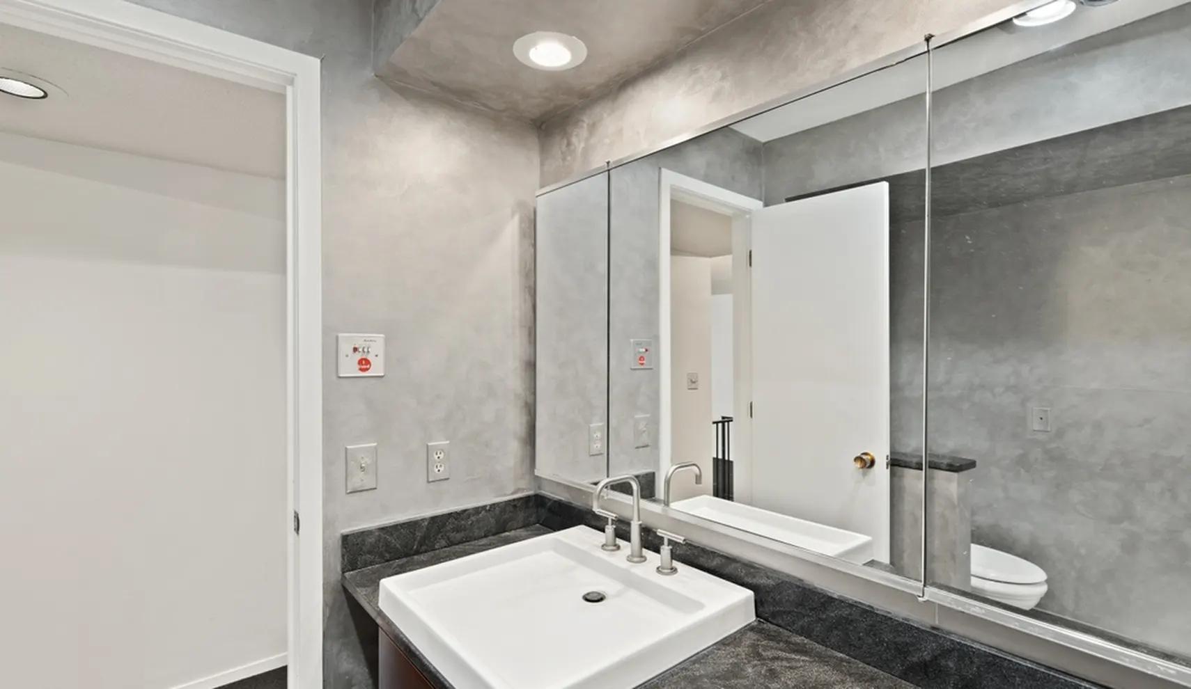 3412 Oak Ridge Road, Unit 206 Minnetonka, MN 55305 - Photo 13 of 23