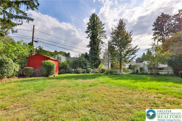 $2,400 | 1445 Westgate Drive, Bethlehem, PA 18017