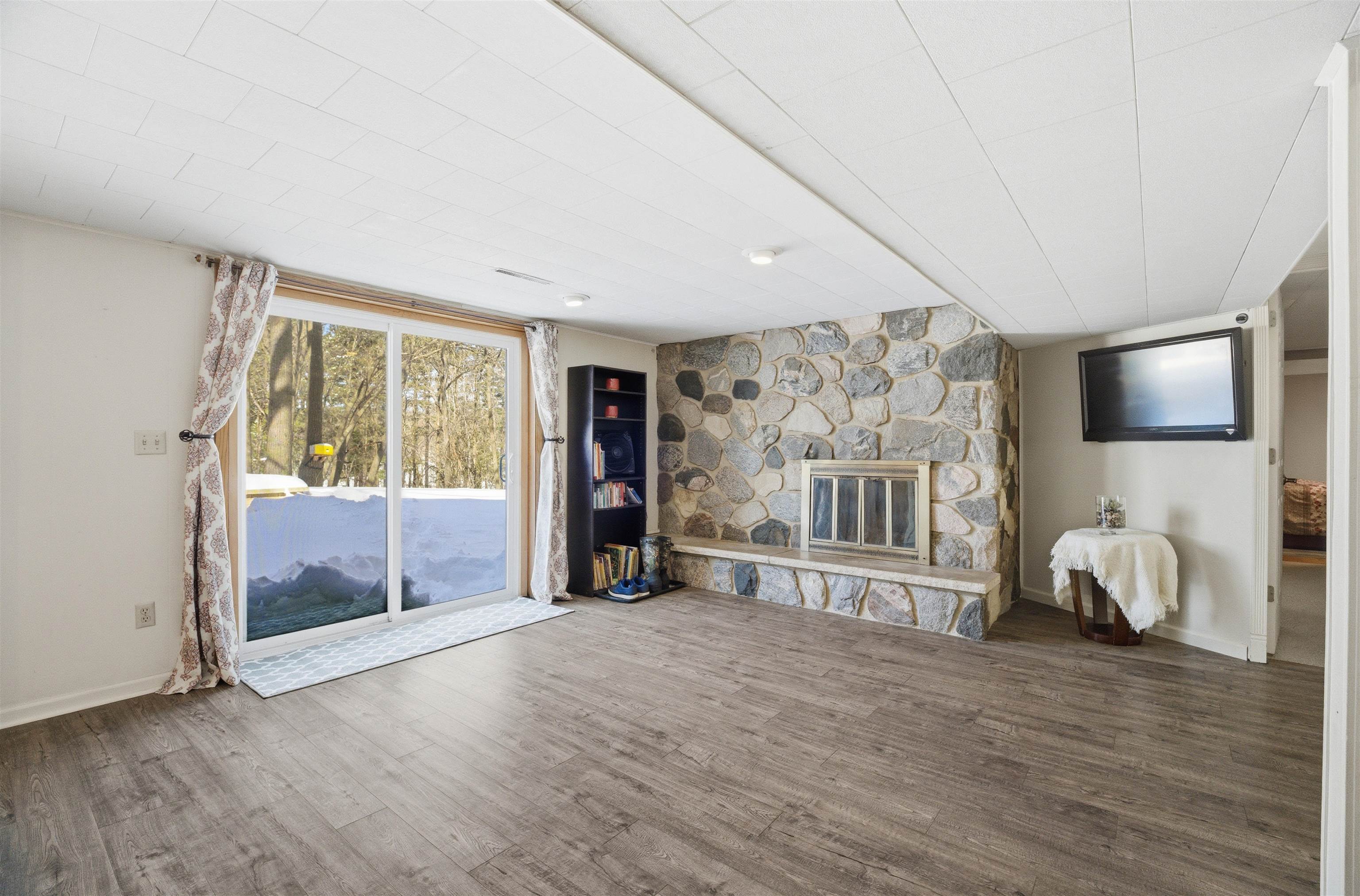 651 Leighton Road Waupaca, WI 54981 - Photo 20 of 40