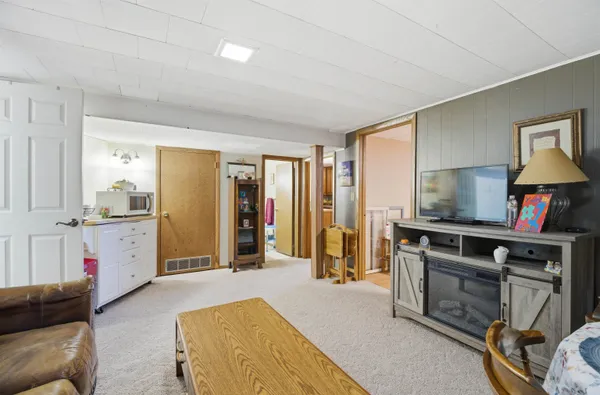 $299,900 | 651 Leighton Road, Waupaca, WI 54981