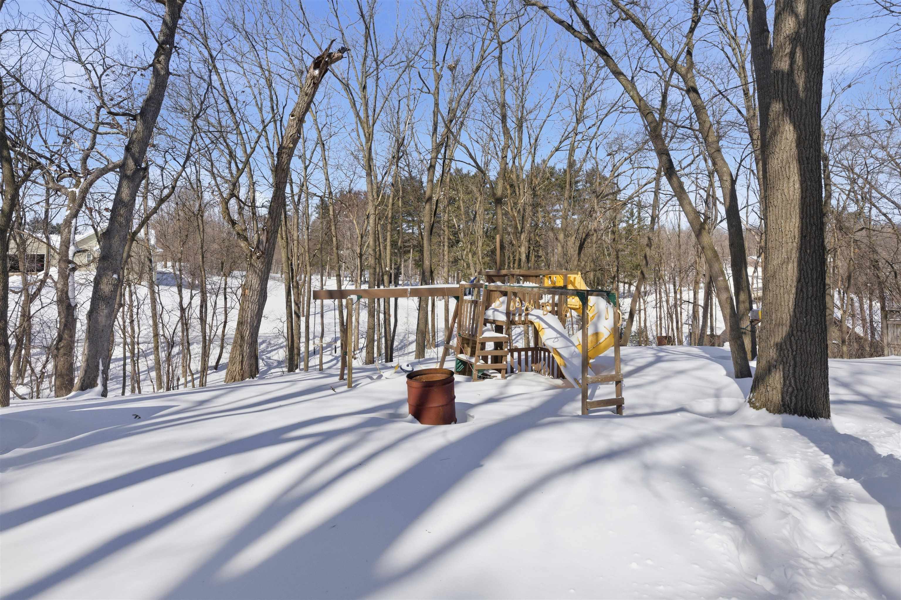 651 Leighton Road Waupaca, WI 54981 - Photo 36 of 40