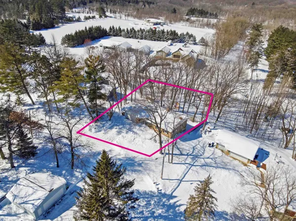 $299,900 | 651 Leighton Road, Waupaca, WI 54981