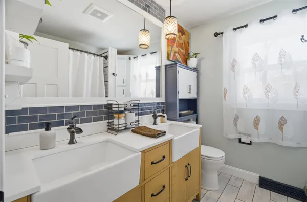 $299,900 | 651 Leighton Road, Waupaca, WI 54981