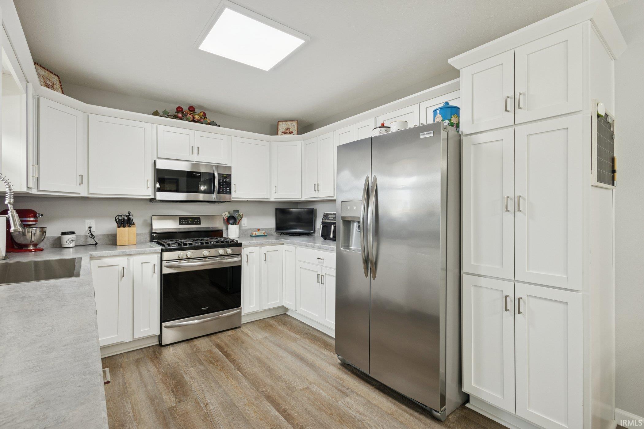 72313 Joseph Drive Milford, IN 46542 - Photo 13 of 35 Gallery Image 13