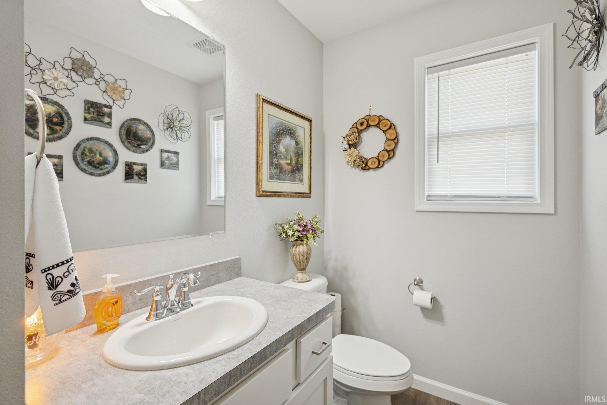 72313 Joseph Drive Milford, IN 46542 - Photo 16 of 35 Gallery Image 16
