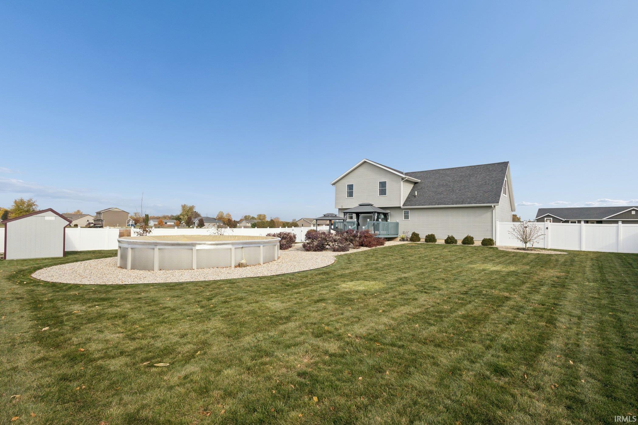 72313 Joseph Drive Milford, IN 46542 - Photo 29 of 35 Gallery Image 29