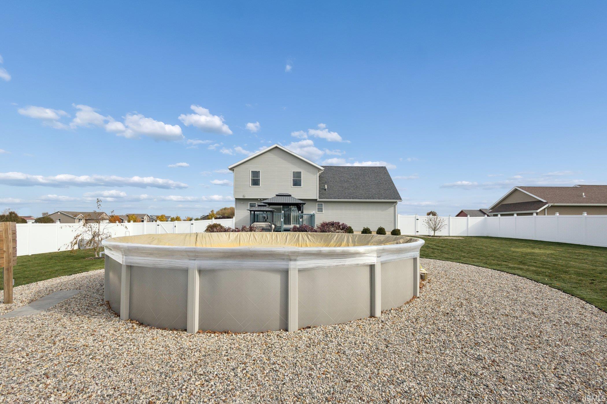72313 Joseph Drive Milford, IN 46542 - Photo 32 of 35 Gallery Image 32