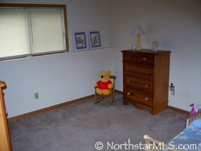 2631 60th Street Northwest Rochester, MN 55901 - Photo 3 of 10 Gallery Image 3