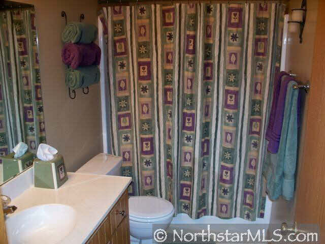 2631 60th Street Northwest Rochester, MN 55901 - Photo 7 of 10 Gallery Image 7