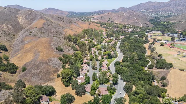 $699,800 | 583 Calle De Las Ovejas, Oak Park, CA 91377