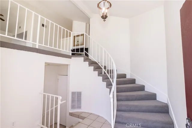 $699,800 | 583 Calle De Las Ovejas, Oak Park, CA 91377