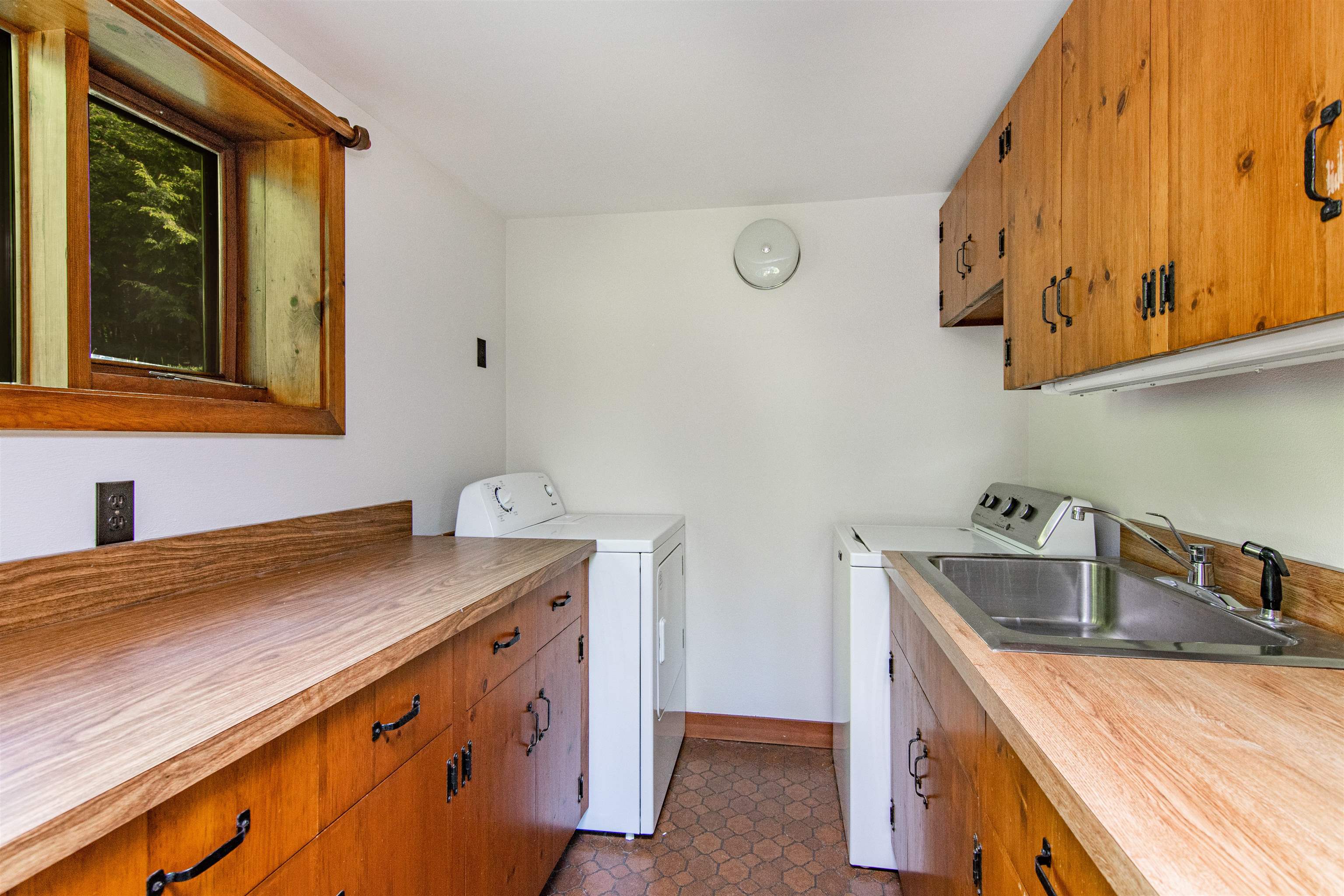 191 Ayers Farm Road Stowe, VT 05672 - Photo 26 of 39 Gallery Image 26