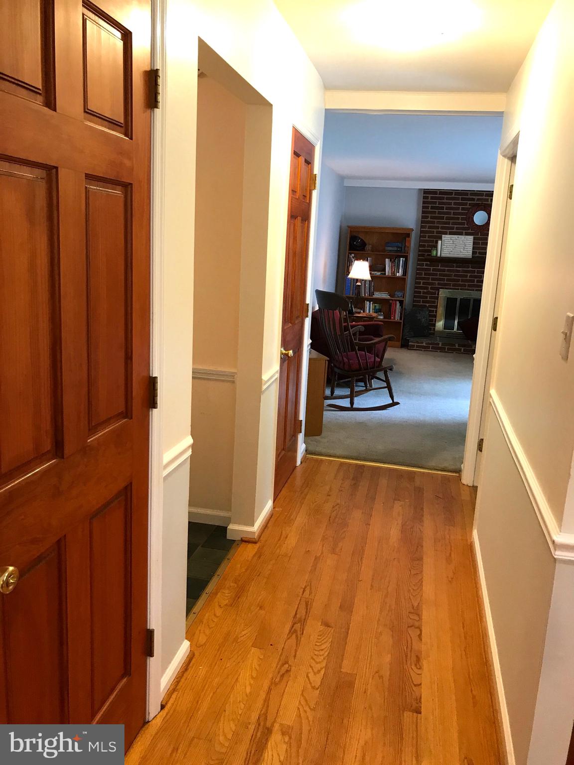 108 Dewalt Road Newark, DE 19711 - Photo 13 of 38 Hallway into Family room