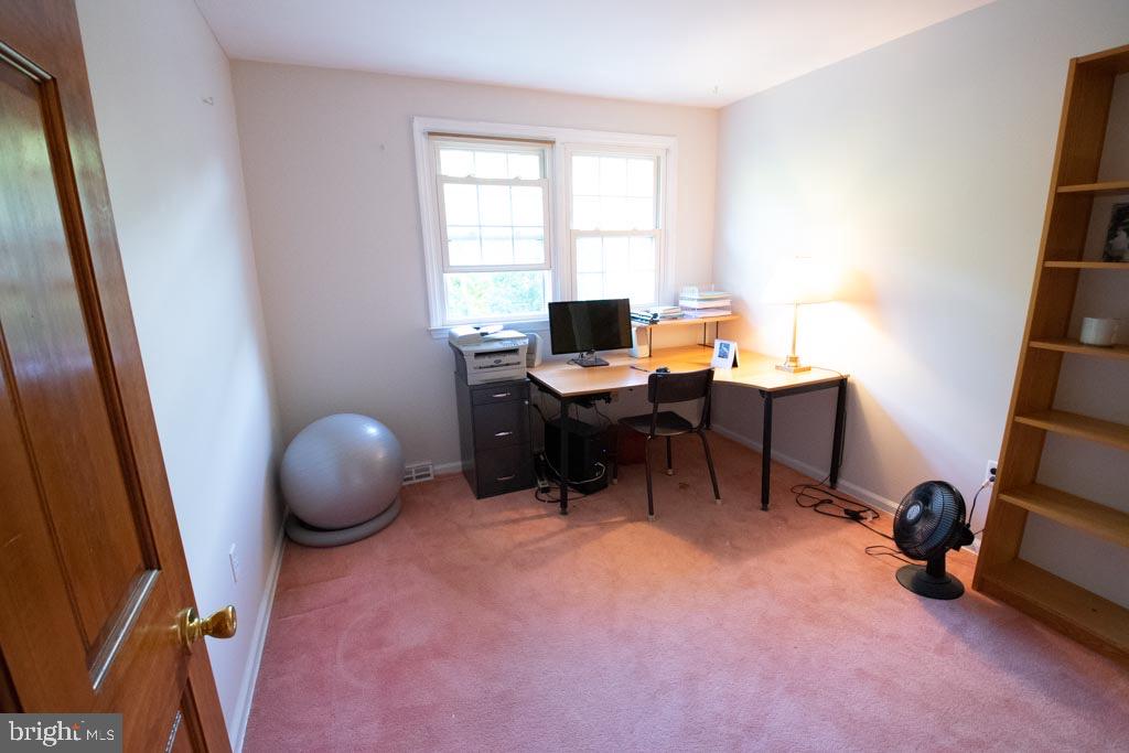 108 Dewalt Road Newark, DE 19711 - Photo 28 of 38 2nd floor 4th bedroom or office