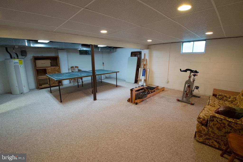 108 Dewalt Road Newark, DE 19711 - Photo 31 of 38 Basement recreation/game room