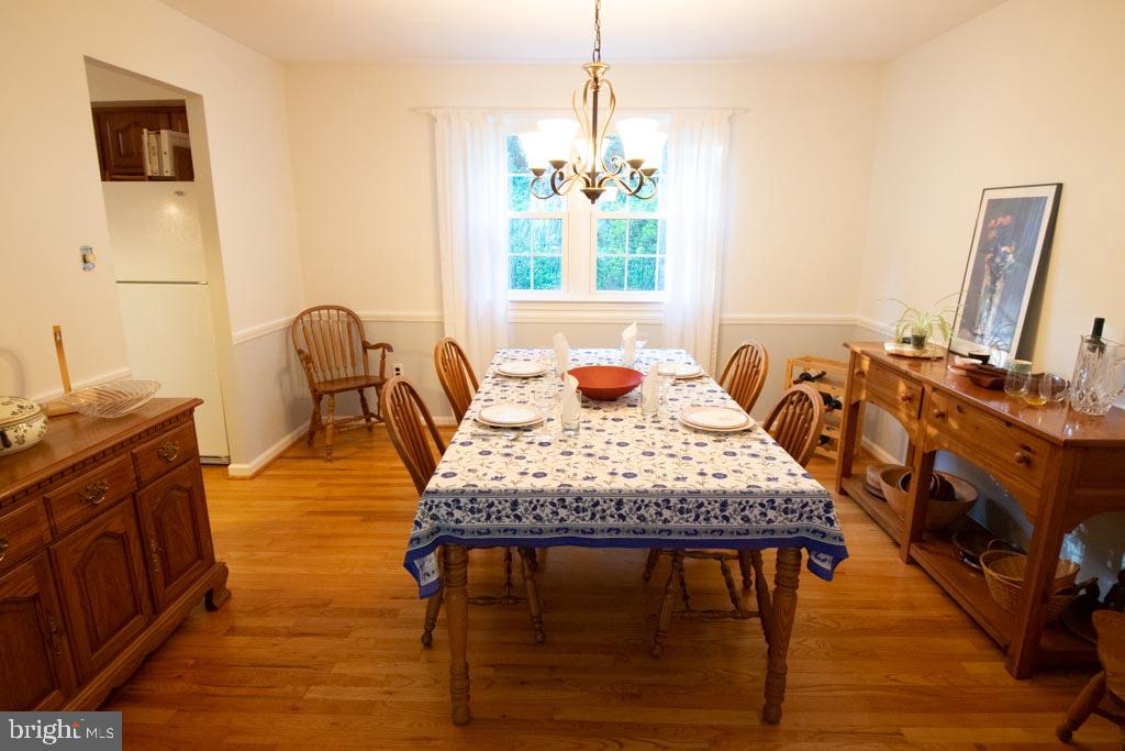 108 Dewalt Road Newark, DE 19711 - Photo 9 of 38 Dining room viewed from Living room