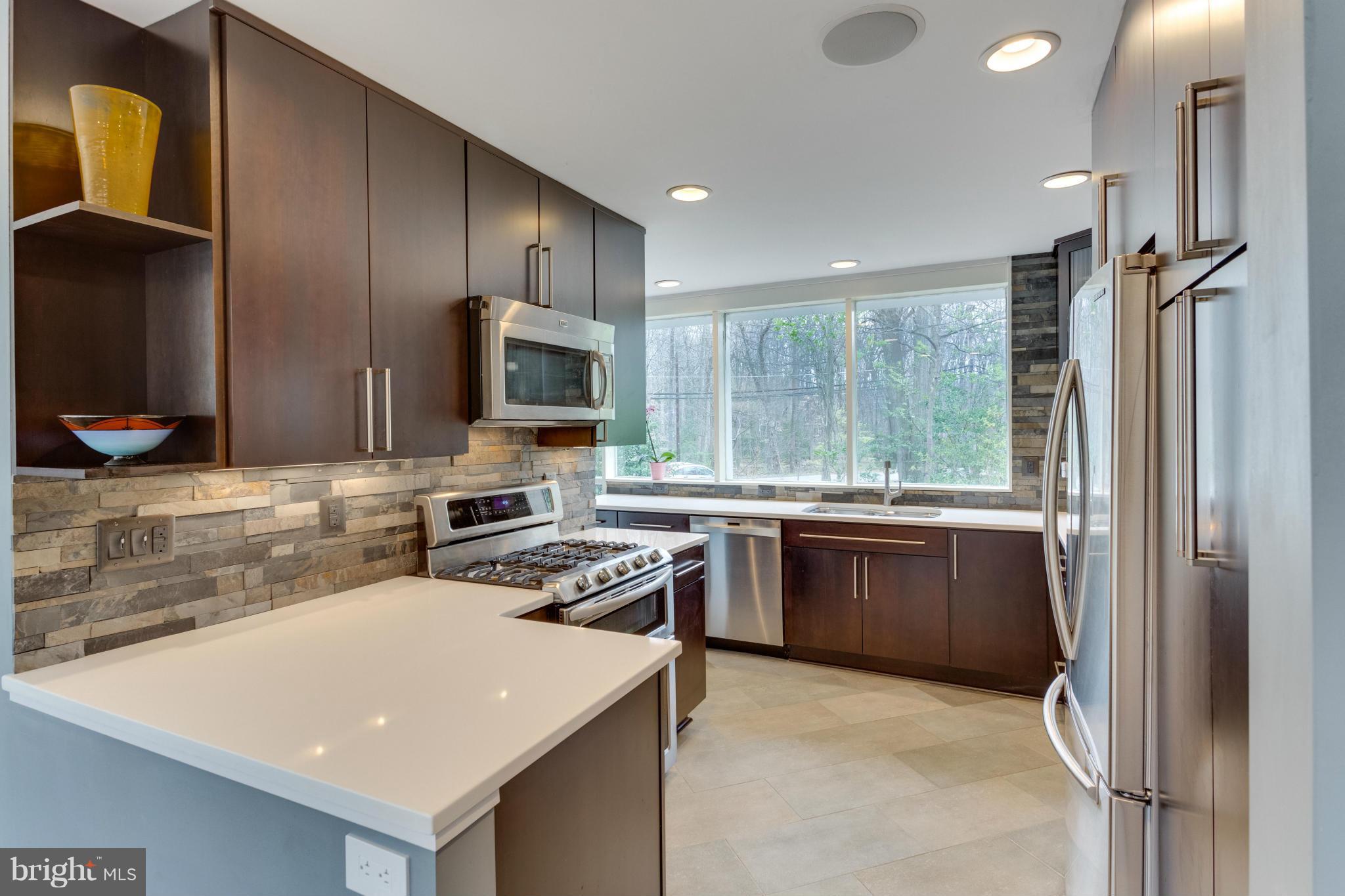 2003 Paul Spring Road Alexandria, VA 22307 - Photo 11 of 29 Kitchen