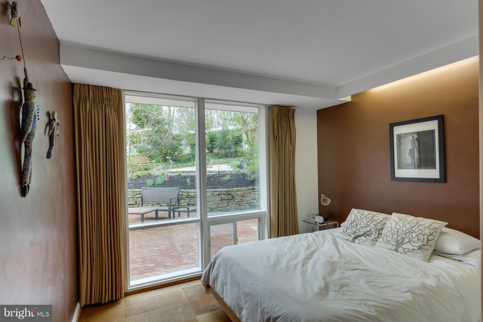 2003 Paul Spring Road Alexandria, VA 22307 - Photo 15 of 29 Bedroom