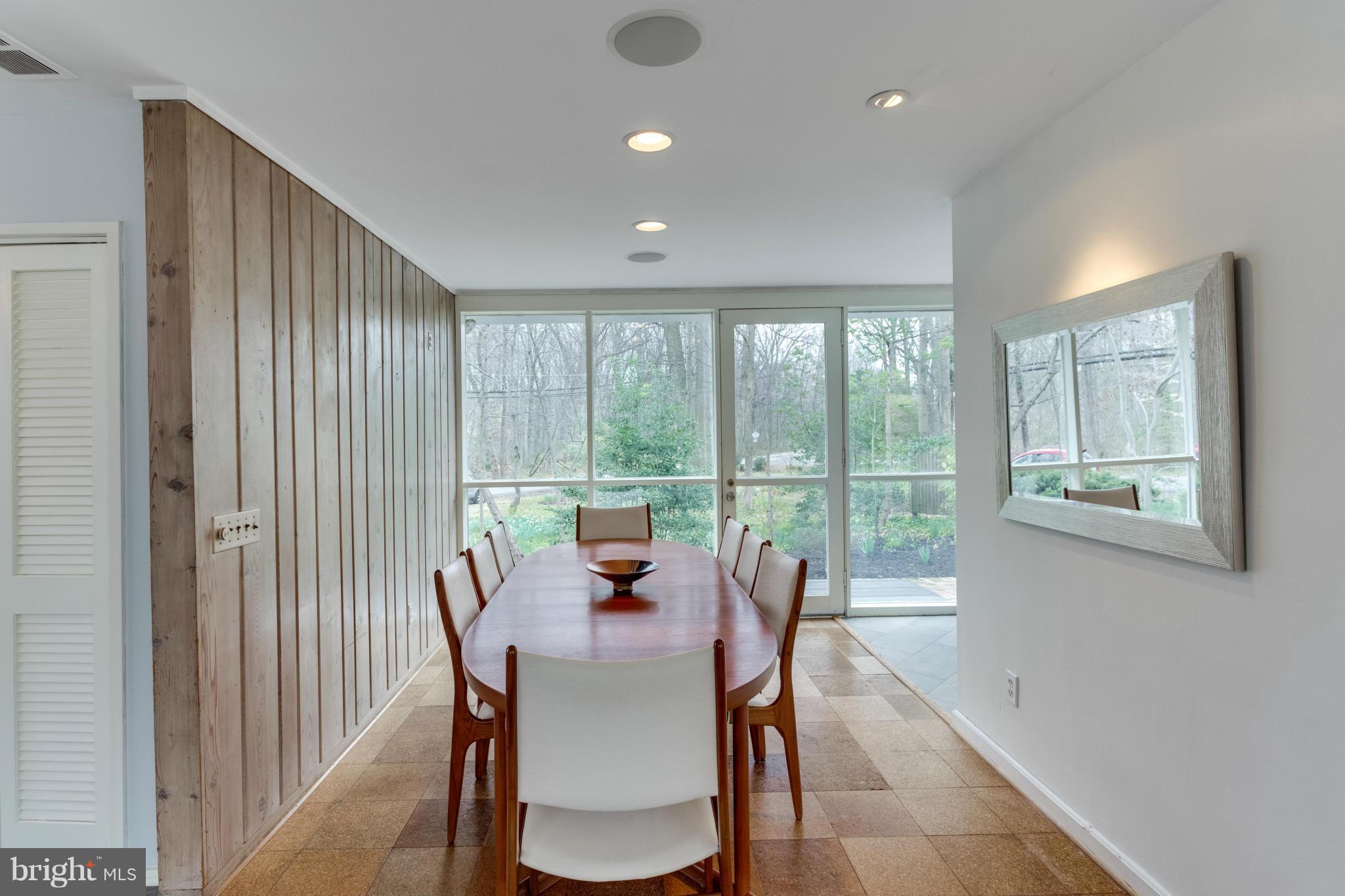 2003 Paul Spring Road Alexandria, VA 22307 - Photo 7 of 29 Dining Room