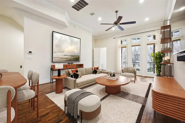 $649,000 | 2134 Canton Street, Dallas, TX 75201