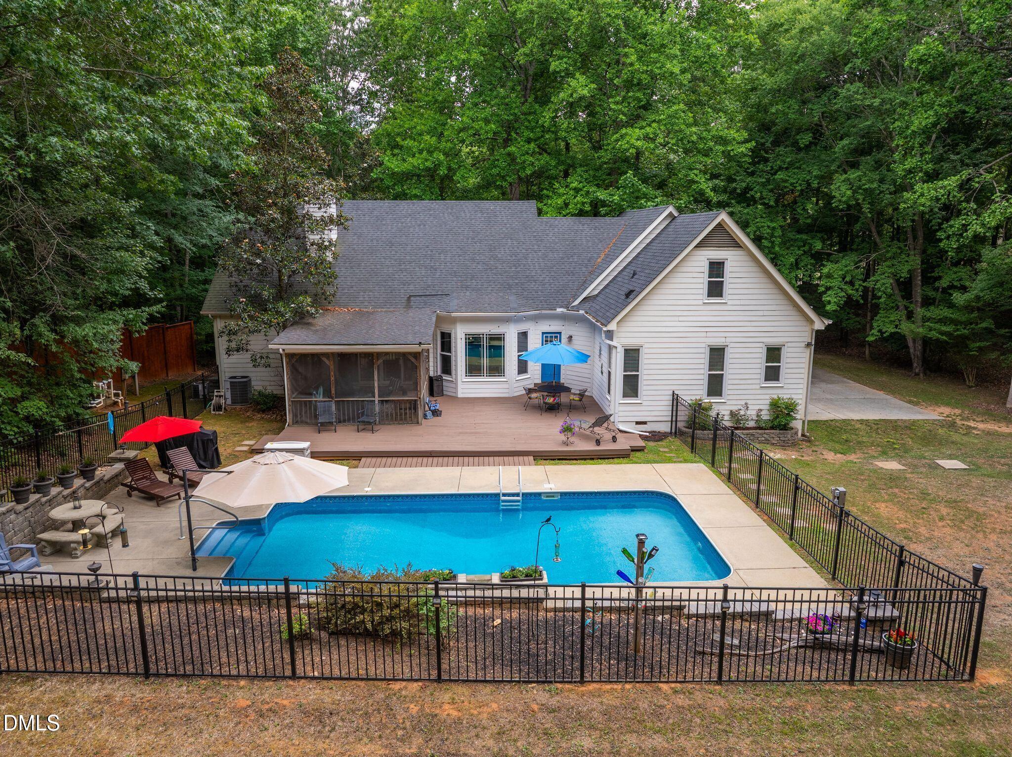 11912 Pembridge Lane Raleigh, NC 27613 - Photo 16 of 86
