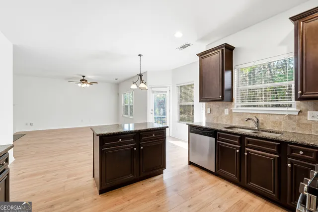 $2,495 | 139 Gloster Park Court, Lawrenceville, GA 30044