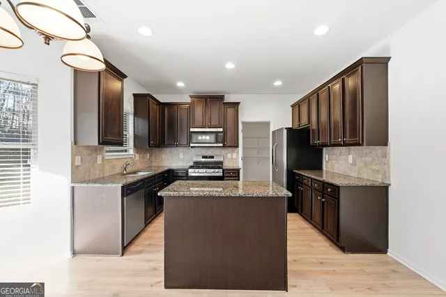 $2,495 | 139 Gloster Park Court, Lawrenceville, GA 30044