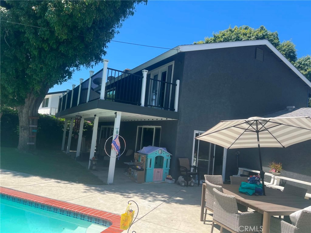 1016 Roldan Avenue Simi Valley, CA 93065 - Photo 1 of 16