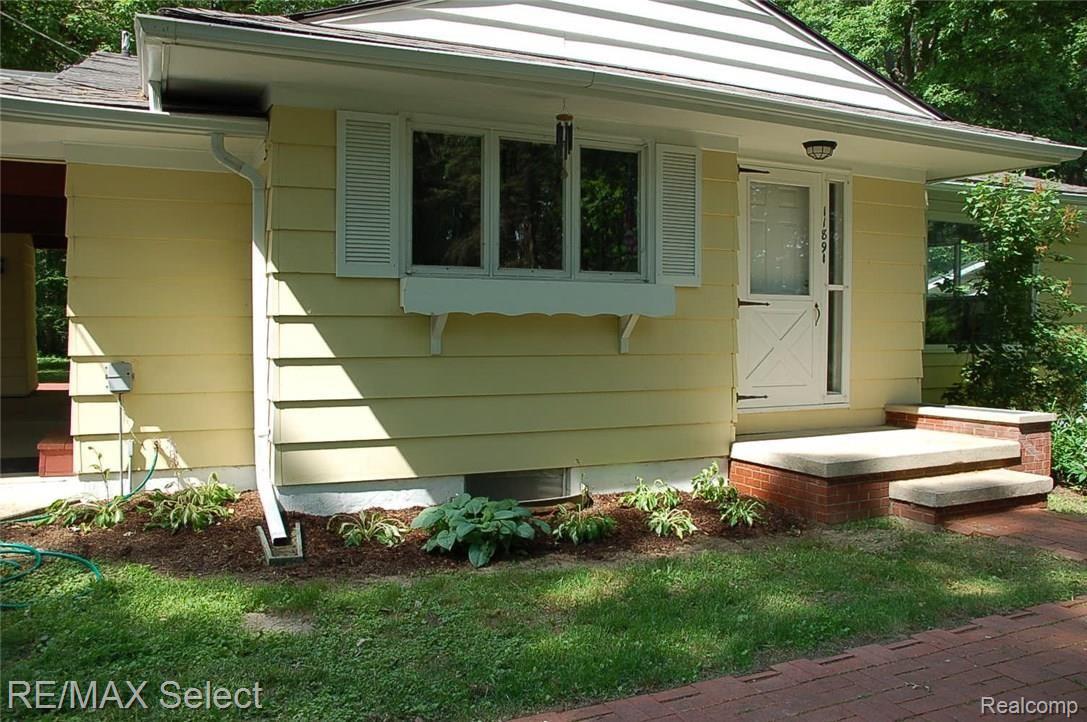 1189 Ransom Drive Flint, MI 48507 - Photo 3 of 22 DSC_0007.JPG