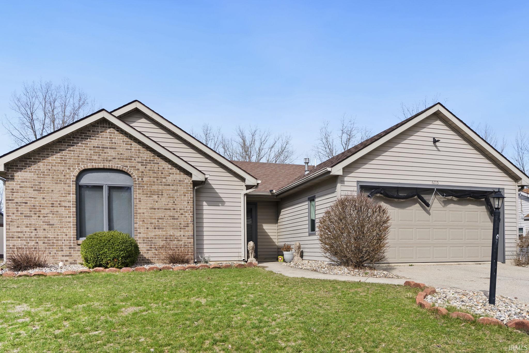 6115 Picacho Drive Fort Wayne, IN 46825 - Photo 3 of 36