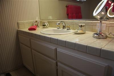 228 Fallbrook Circle Reedley, CA 93654 - Photo 10 of 21 Gallery Image 10