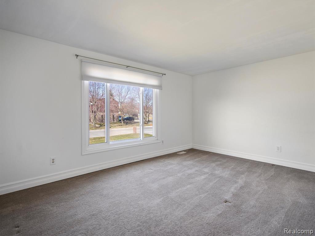 47378 Tilch Road Macomb, MI 48044 - Photo 14 of 30