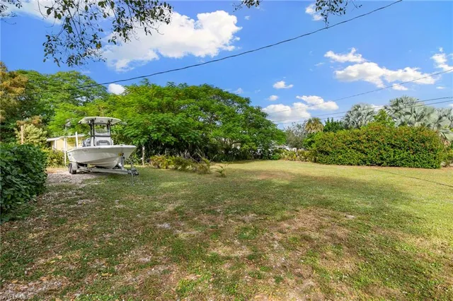 an aerial view of a houses