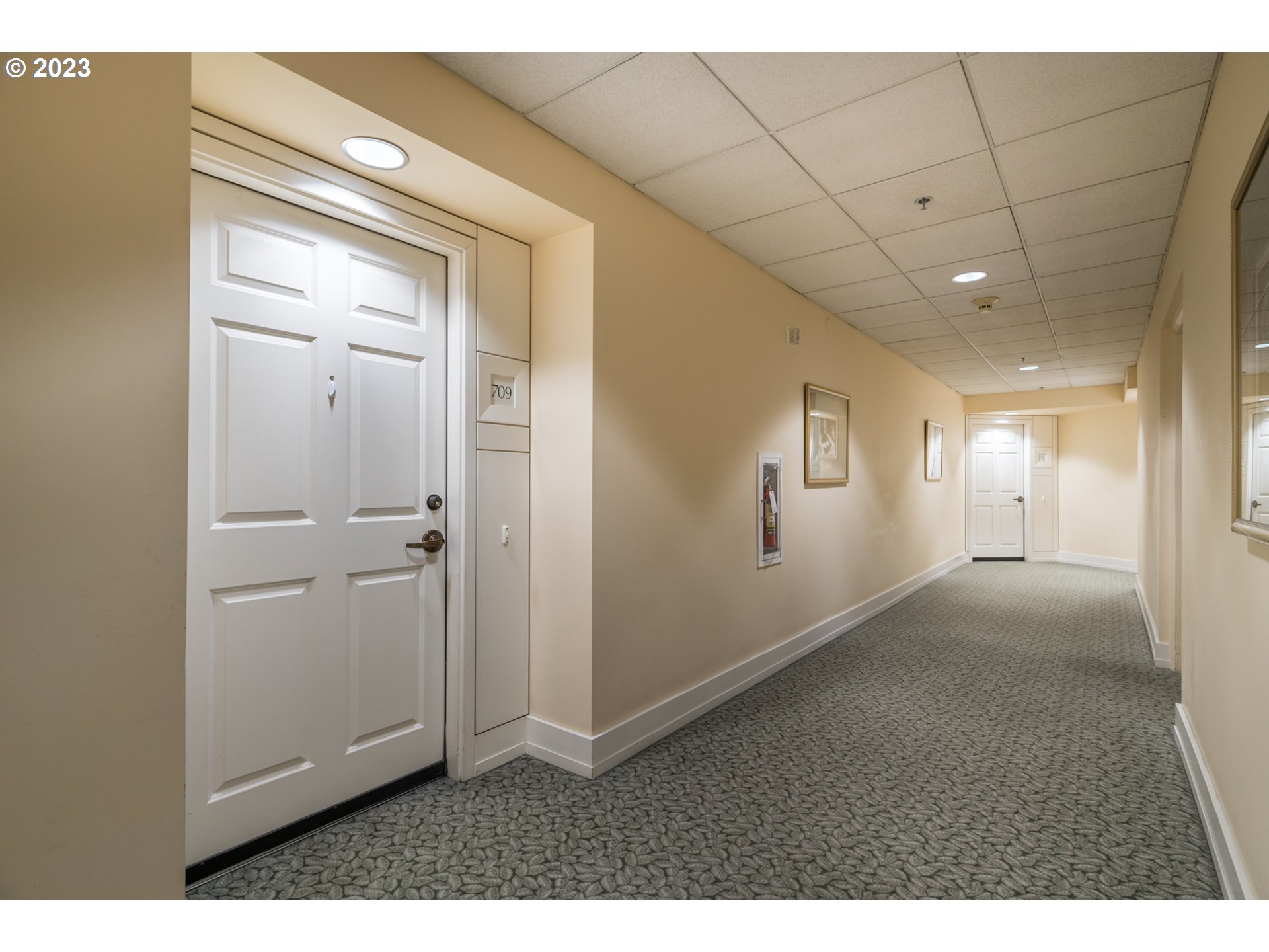 1132 Southwest 19th Avenue, Unit 709 Portland, OR 97205 - Photo 4 of 26