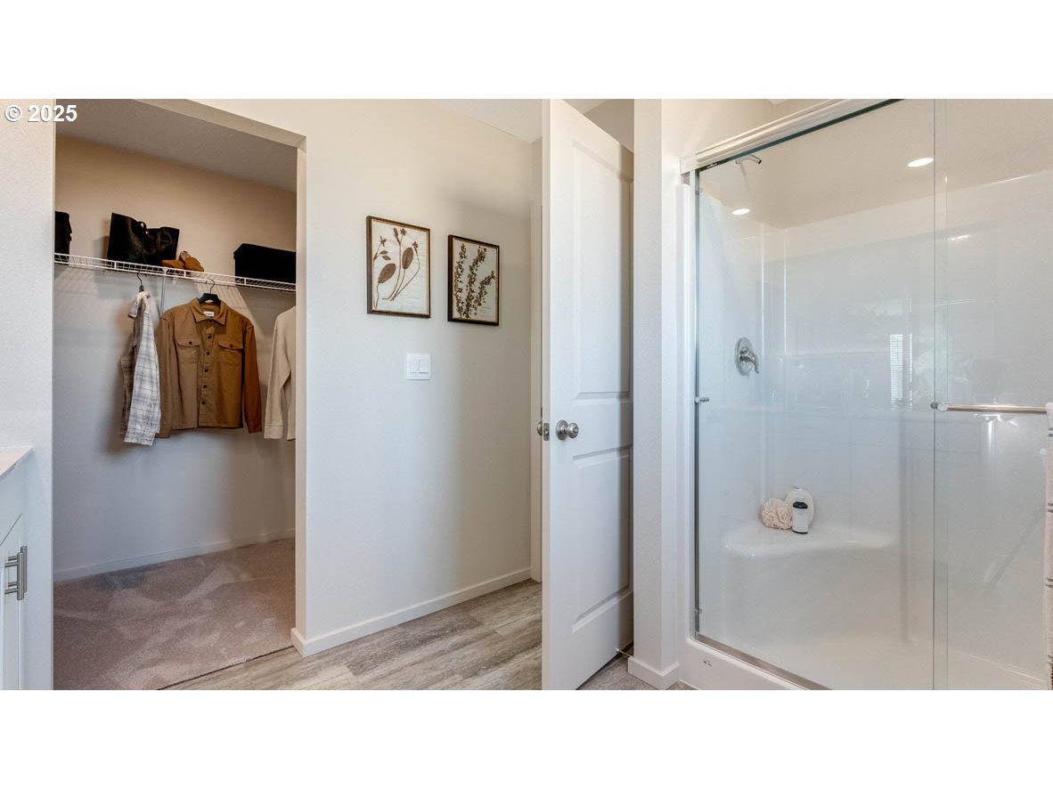2905 V Street Springfield, OR 97477 - Photo 24 of 27 a bathroom with a shower and a sink