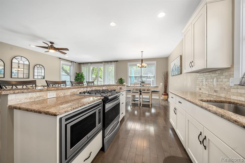 3335 Chester Road Royal Oak, MI 48073 - Photo 10 of 42