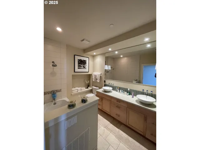 $875,000 | 2778 Colony Circle, Bandon, OR 97411