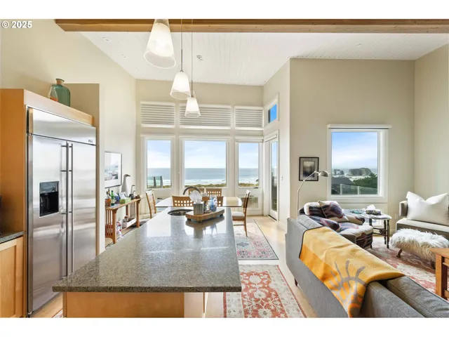 $875,000 | 2778 Colony Circle, Bandon, OR 97411