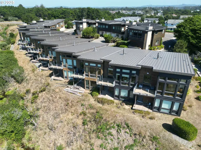 $875,000 | 2778 Colony Circle, Bandon, OR 97411