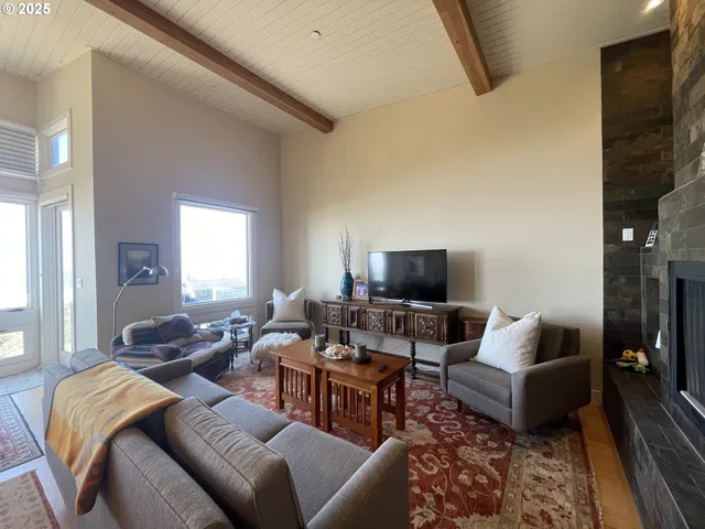 $875,000 | 2778 Colony Circle, Bandon, OR 97411