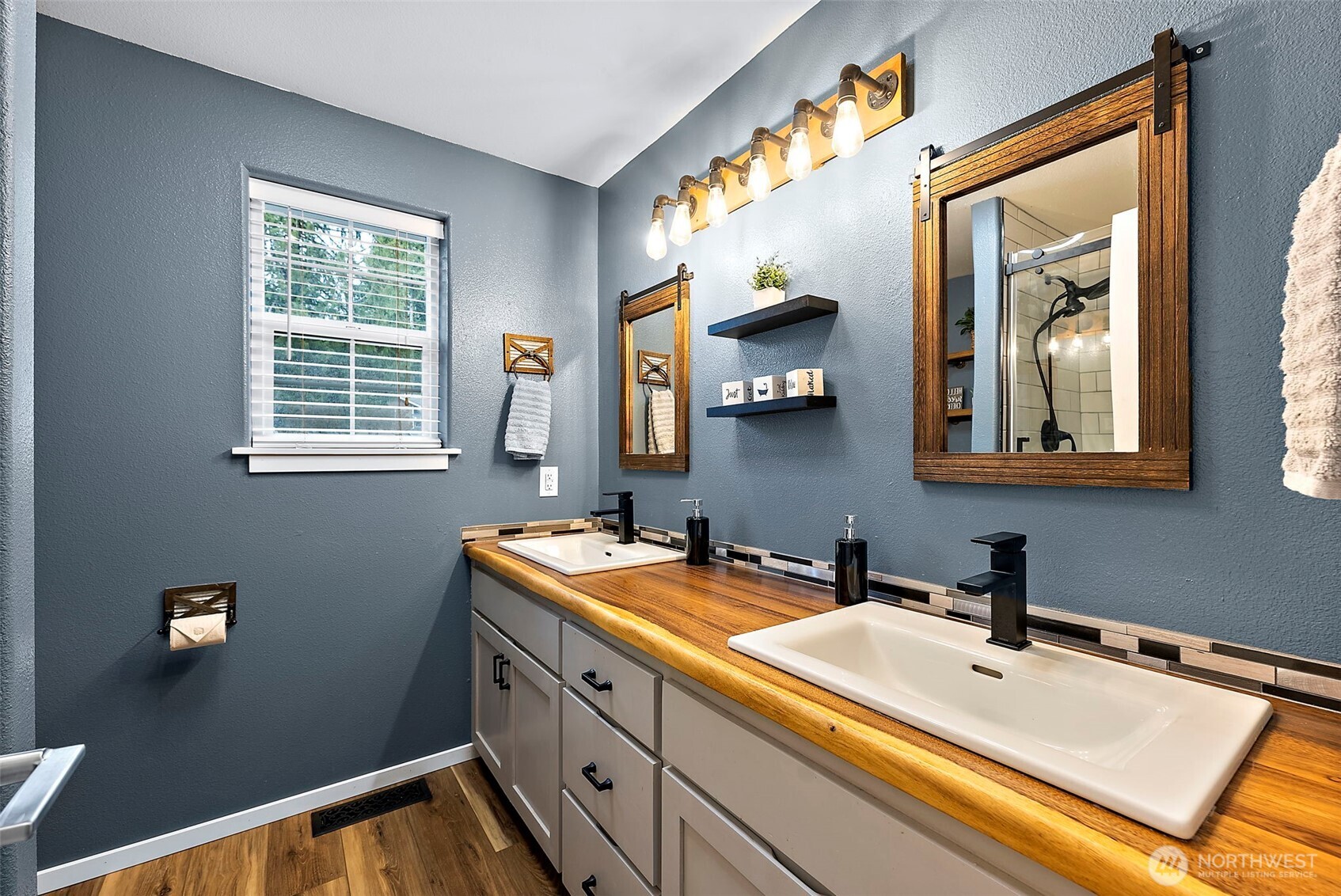 18833 Rampart Drive Southeast Yelm, WA 98597 - Photo 22 of 38