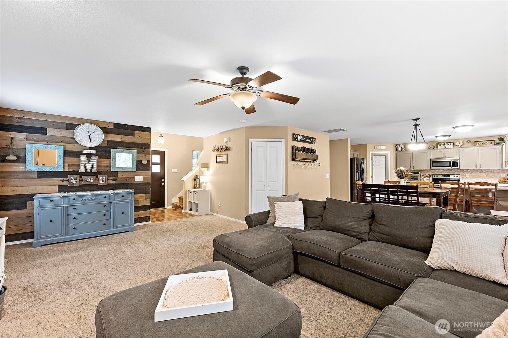 18833 Rampart Drive Southeast Yelm, WA 98597 - Photo 9 of 38