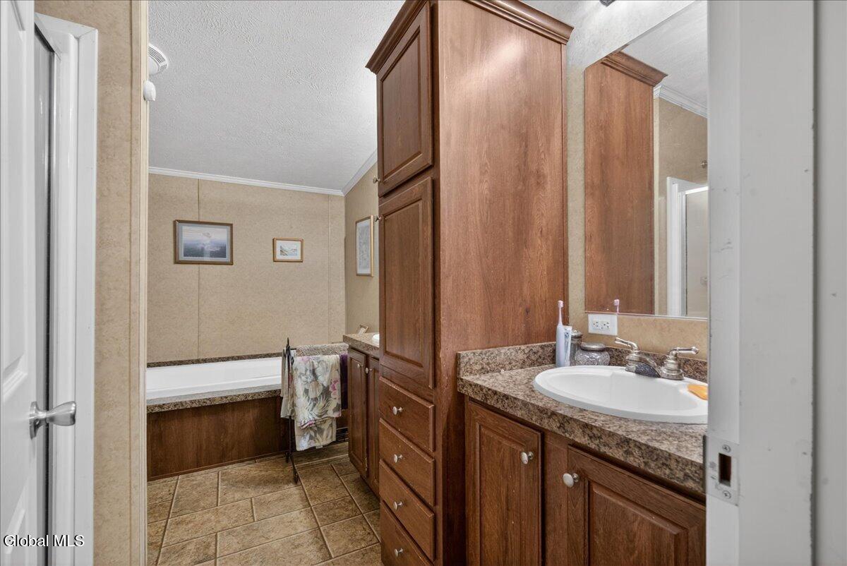 410 Middle Grove Road Middle Grove, NY 12850 - Photo 24 of 49 17-410 MIDDLE GROVE-24